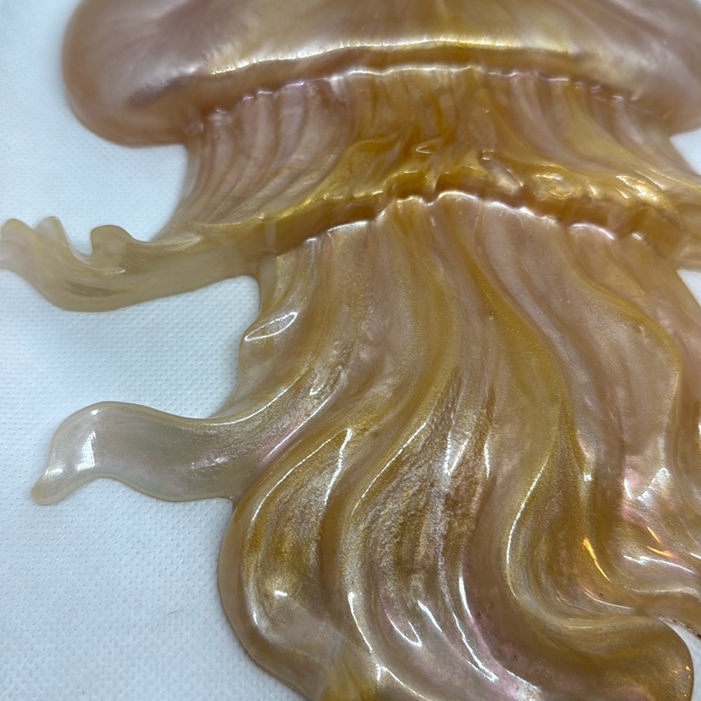 Elegant Gold Jellyfish Art Sculpture - Picture 7 of 17
